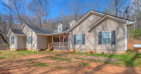 Exterior - 118 Hothouse Creek Rd, Murphy, NC 28906 photo 2 of 14