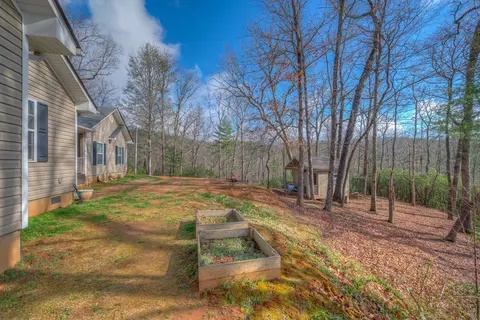 Exterior - 118 Hothouse Creek Rd, Murphy, NC 28906 photo 4 of 14