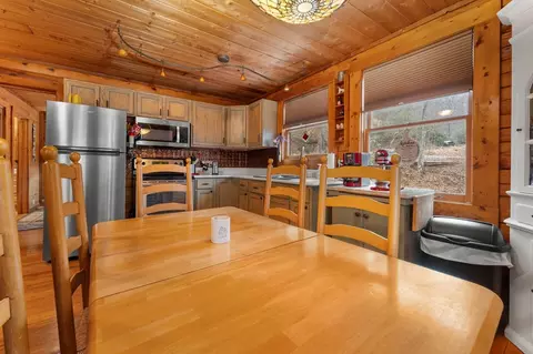 Dining - 451 Summit, Otto, NC 28763 photo 3 of 3