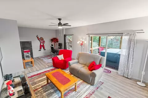 Living - 455 Point Overlook Trl, Murphy, NC 28906 photo 2 of 3