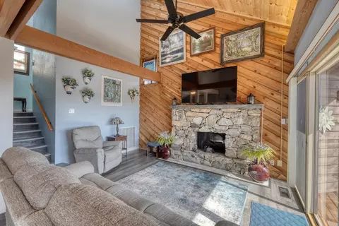 Living - 500 Marina Rd #B1, Murphy, NC 28906 photo 4 of 4
