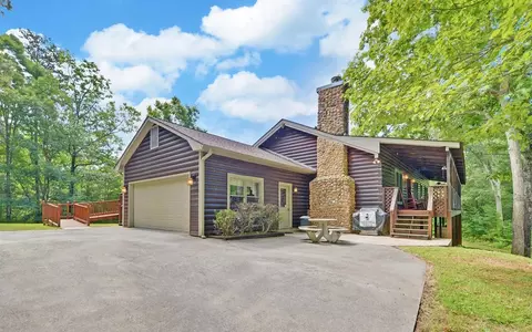 300 Lake Forest Dr, Murphy, NC 28906 photo 1