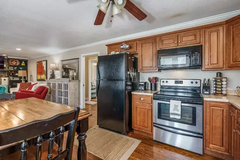 Kitchen - 15 Lonesome Pne, Murphy, NC 28906 photo 3 of 3