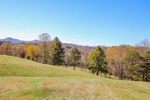 Undisclosed, Hayesville, NC 28904