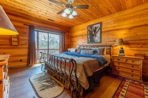 Bedroom - 65 Running Waters Trl, Murphy, NC 28906 photo 6 of 8