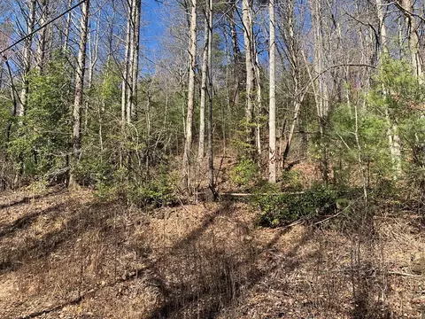 3 66 Horton Rd, Murphy, NC 28906