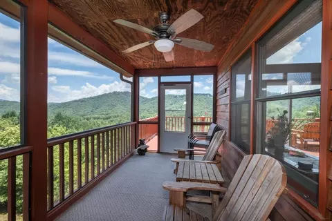 590 Cedar Ridge Dr, Murphy, NC 28906 photo 4