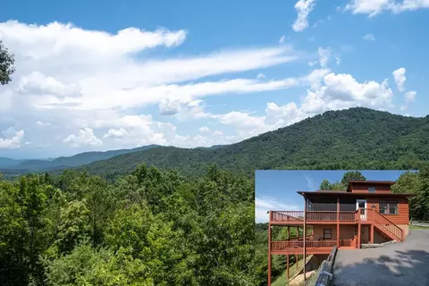 590 Cedar Ridge Dr, Murphy, NC 28906