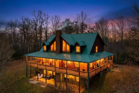 49 Echota Trl, Hayesville, NC 28904