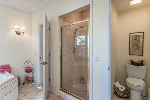 Bath - 29 Beckwith Rd, Murphy, NC 28906 photo 3 of 4