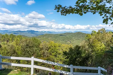 Exterior - 29 Beckwith Rd, Murphy, NC 28906 photo 5 of 11