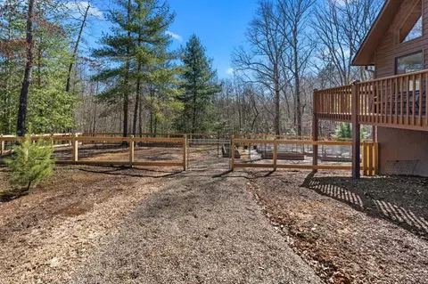 Exterior - 161 Boulder Mountain Dr, Murphy, NC 28906 photo 15 of 16