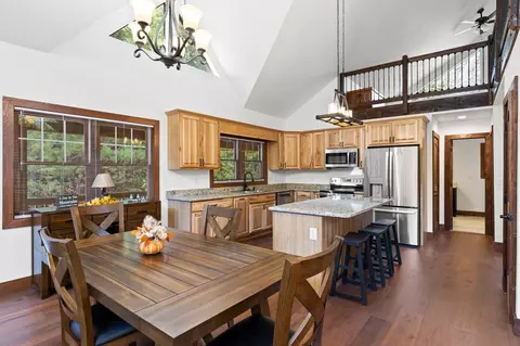 Dining - 358 Misty River Cir, Murphy, NC 28906 photo 2 of 3