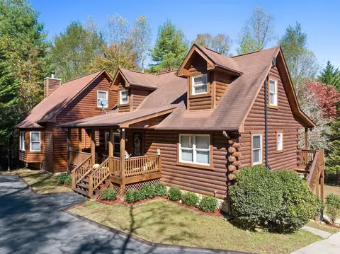 Exterior - 358 Misty River Cir, Murphy, NC 28906 photo 3 of 19
