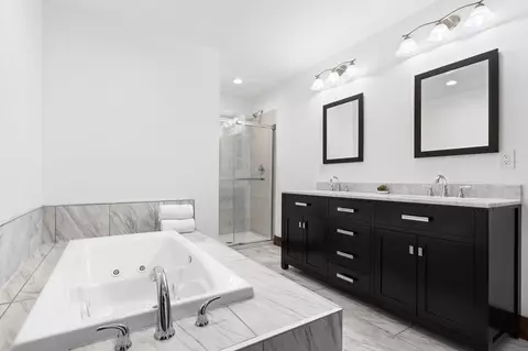 Bath - 358 Misty River Cir, Murphy, NC 28906 photo 5 of 5