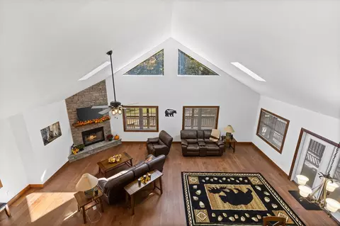 Living - 358 Misty River Cir, Murphy, NC 28906 photo 6 of 6