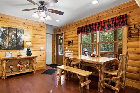 Dining - 358 Misty River Cir, Murphy, NC 28906 photo 1 of 3