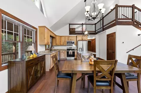 Dining - 358 Misty River Cir, Murphy, NC 28906 photo 3 of 3