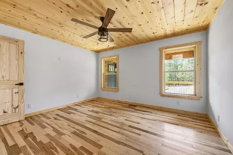 Bedroom - 539 Flowing Springs Dr, Murphy, NC 28906 photo 2 of 5