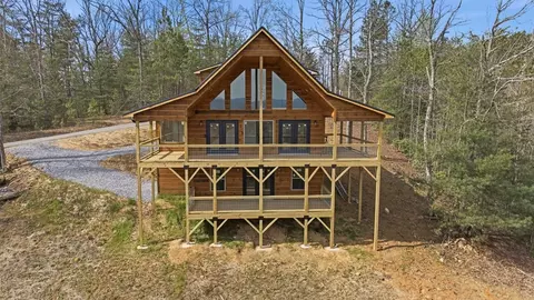 Exterior - 539 Flowing Springs Dr, Murphy, NC 28906 photo 5 of 9