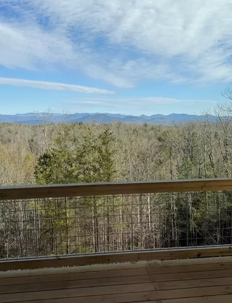Exterior - 539 Flowing Springs Dr, Murphy, NC 28906 photo 2 of 9