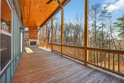 Exterior - 5 Feather Fork Trl, Murphy, NC 28906 photo 3 of 8