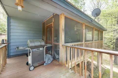 Exterior - 374 Country Ln, Murphy, NC 28906 photo 5 of 12