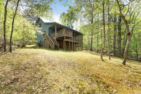 Exterior - 374 Country Ln, Murphy, NC 28906 photo 6 of 12