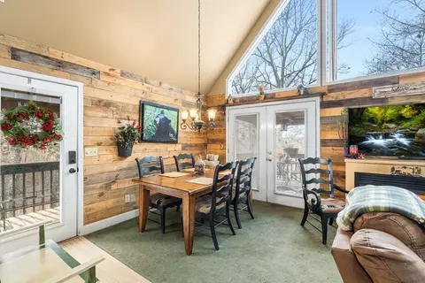 Dining - 150 Cassady Ln, Murphy, NC 28906 photo 1 of 2