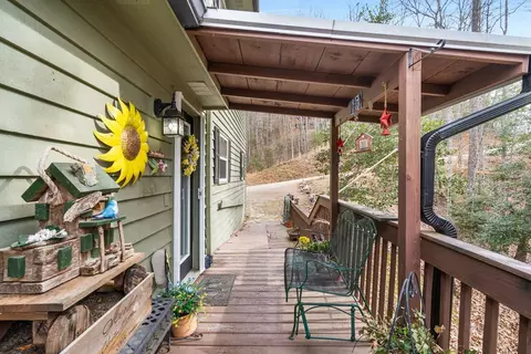 Exterior - 150 Cassady Ln, Murphy, NC 28906 photo 7 of 11