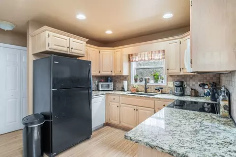 Kitchen - 150 Cassady Ln, Murphy, NC 28906 photo 3 of 3