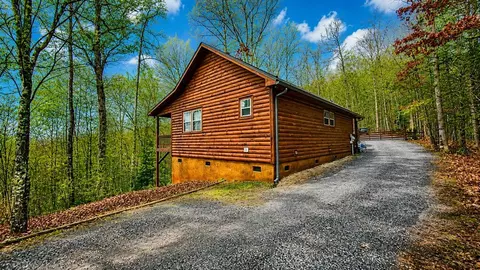 Exterior - 449 Legendary Ridge Rd, Murphy, NC 28906 photo 6 of 9