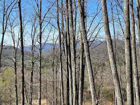 22 26m Ridges Fairway # M, Hayesville, NC 28904