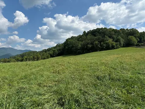 Undisclosed, Hayesville, NC 28904