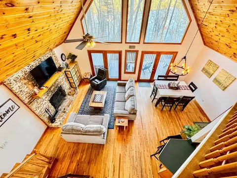 Living - 50 Lake Dr, Murphy, NC 28906 photo 7 of 7