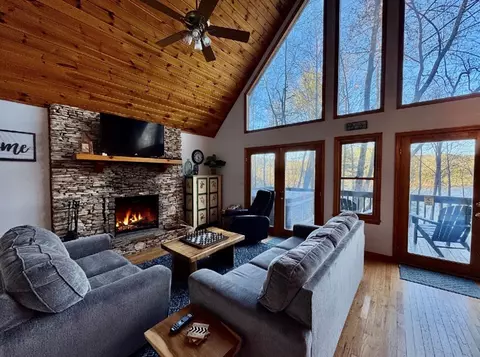 Living - 50 Lake Dr, Murphy, NC 28906 photo 1 of 7