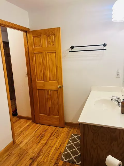 Bath - 50 Lake Dr, Murphy, NC 28906 photo 3 of 4