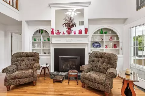 Living - 86 Mill Creek Rd, Murphy, NC 28906 photo 3 of 4
