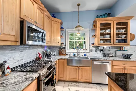 Kitchen - 86 Mill Creek Rd, Murphy, NC 28906 photo 4 of 5