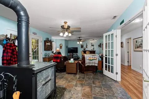Entry Way - 86 Mill Creek Rd, Murphy, NC 28906 photo 15 of 17