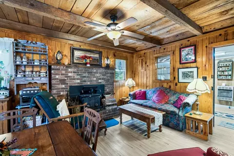 Living - 64 Timberline Rd, Murphy, NC 28906 photo 2 of 3