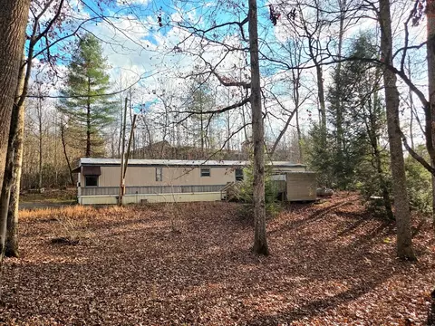 Exterior - 196 Johnson Rdg, Marble, NC 28905 photo 2 of 5