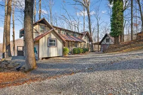 124 Mountain Mariah Rd, Nantahala, NC 28781
