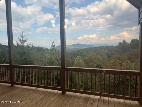 Exterior - 821 Point Overlook Trl, Murphy, NC 28906 photo 2 of 6