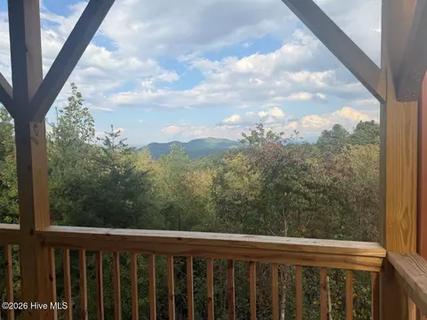 Exterior - 821 Point Overlook Trl, Murphy, NC 28906 photo 3 of 6
