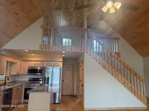 Entry Way - 821 Point Overlook Trl, Murphy, NC 28906 photo 1 of 1