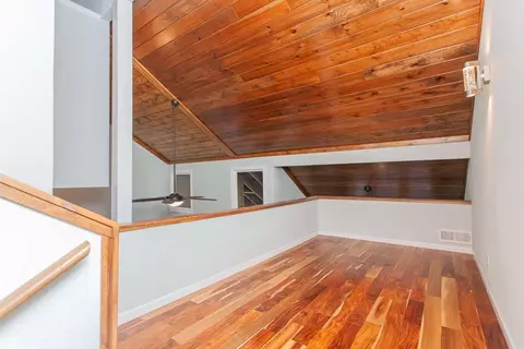 Entry Way - 500 Marina Rd #E2, Murphy, NC 28906 photo 1 of 2