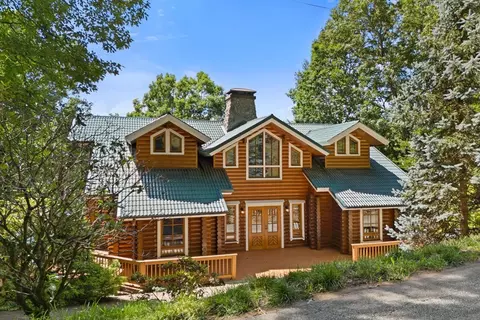 214 Cross Creek Trl, Robbinsville, NC 28771