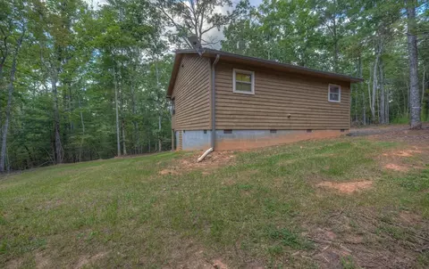 Exterior - 361 Tall Timber Rd, Murphy, NC 28906 photo 8 of 11