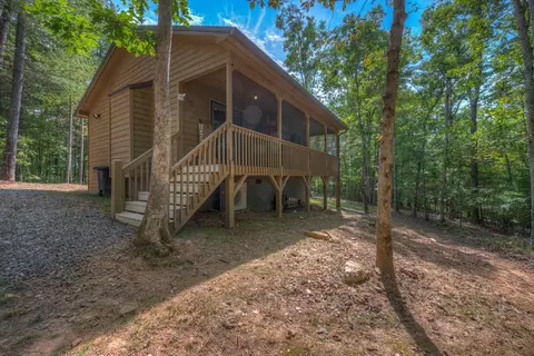 Exterior - 361 Tall Timber Rd, Murphy, NC 28906 photo 4 of 11